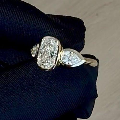 Bezel Set Engagement Rings: Why They’re One of the Smartest Choices in 2026